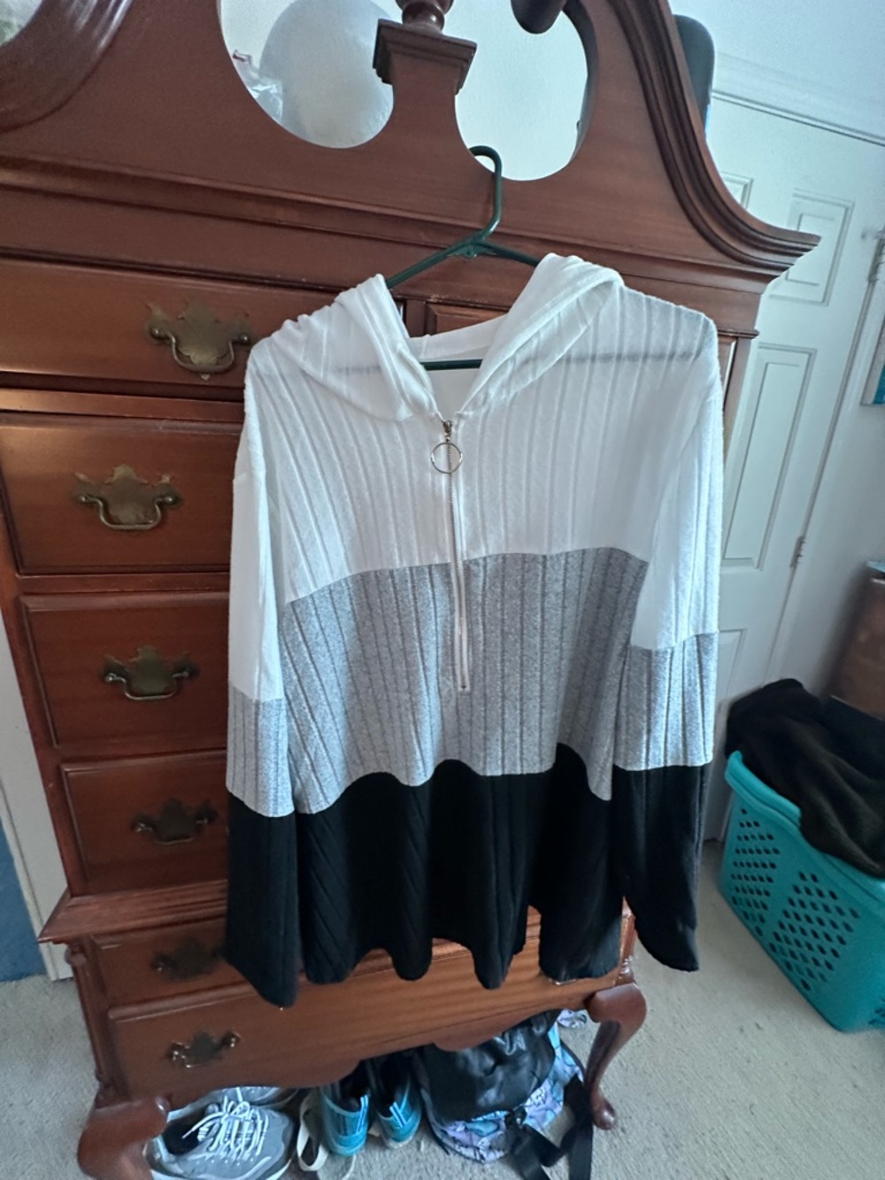 Colorblock Hooded Pullover - White, Gray & Black